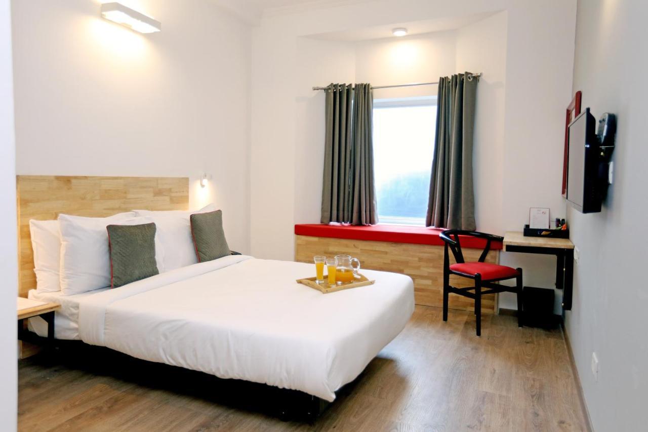 Oyo Townhouse 17 Huda City Center Near Leisure Valley Park Gurgáon Exteriér fotografie